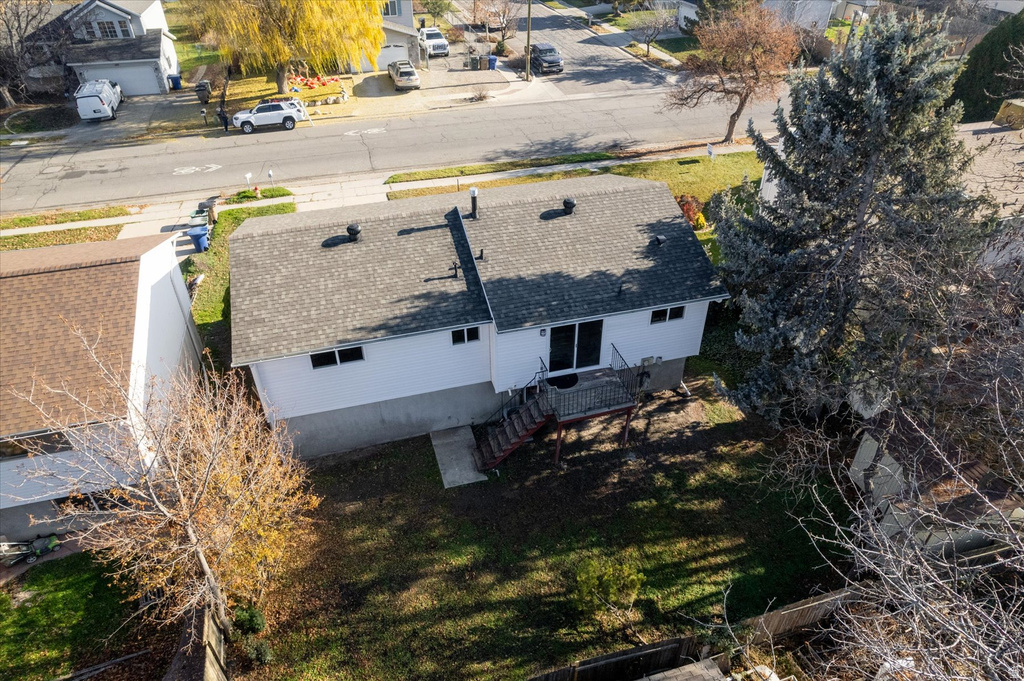 833 N STARCREST DR Salt Lake City, UT 84116