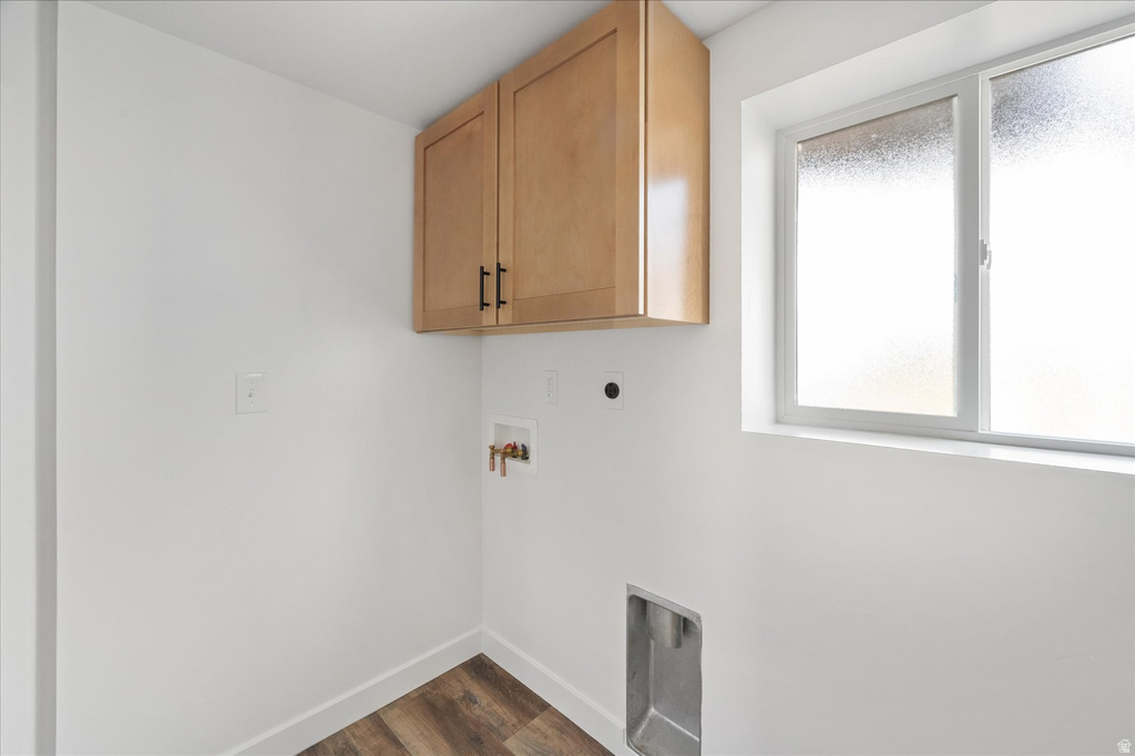 833 N STARCREST DR Salt Lake City, UT 84116