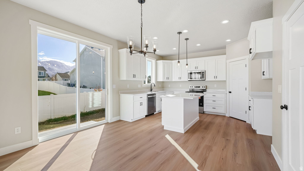 201 W 930 N Santaquin, UT 84655