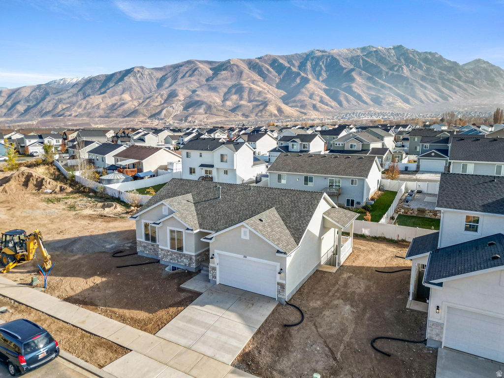 201 W 930 N Santaquin, UT 84655