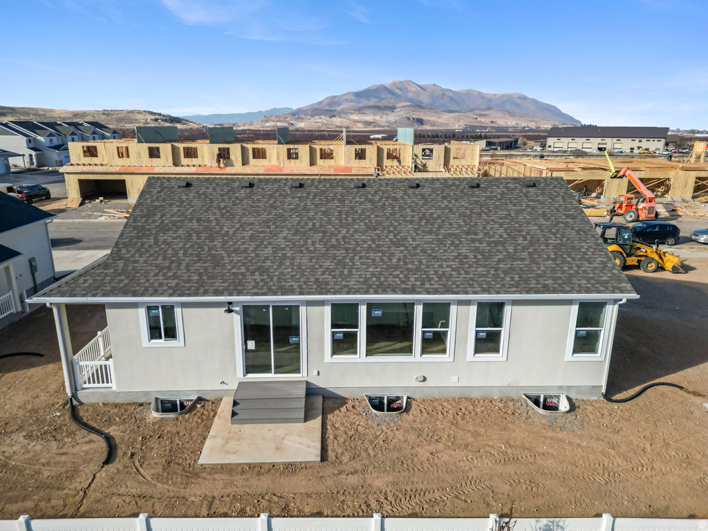 201 W 930 N Santaquin, UT 84655