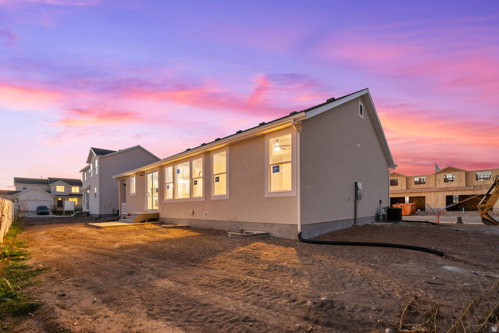 201 W 930 N Santaquin, UT 84655