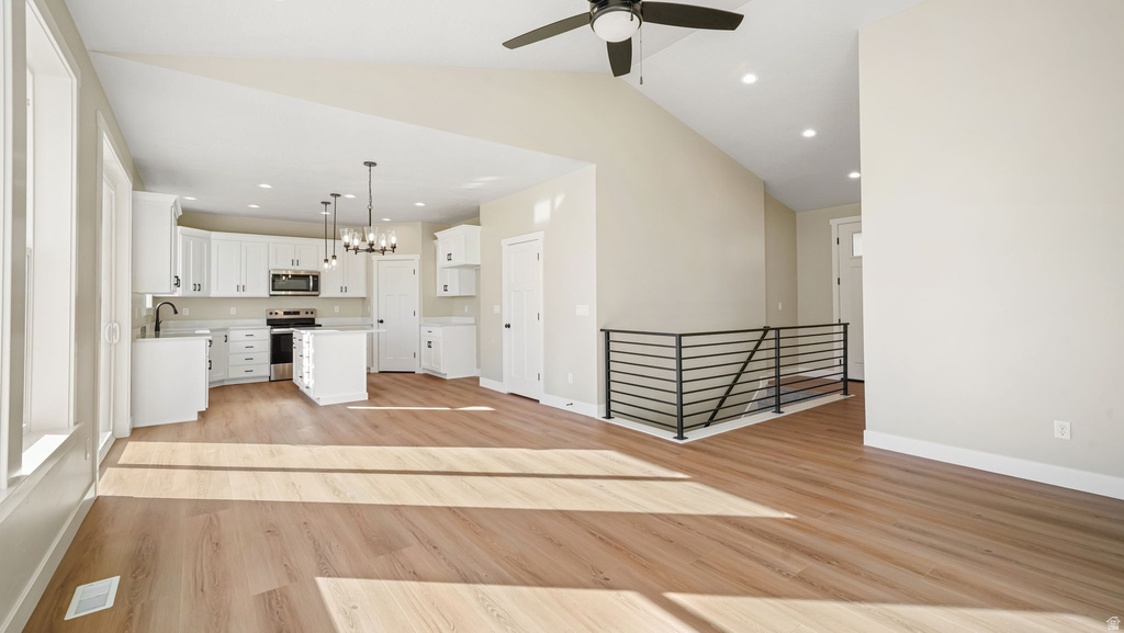 201 W 930 N Santaquin, UT 84655