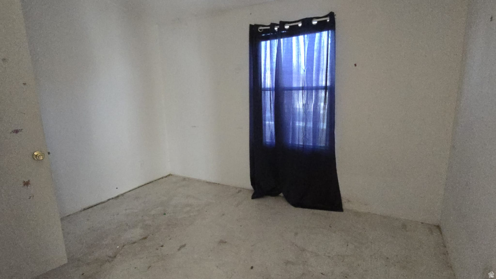 2871 S 9050 W Magna, UT 84044