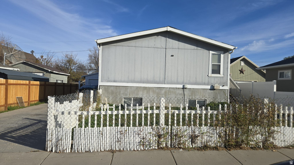 2871 S 9050 W Magna, UT 84044