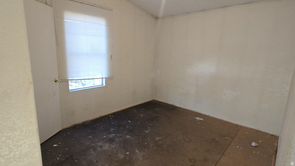 2871 S 9050 W Magna, UT 84044