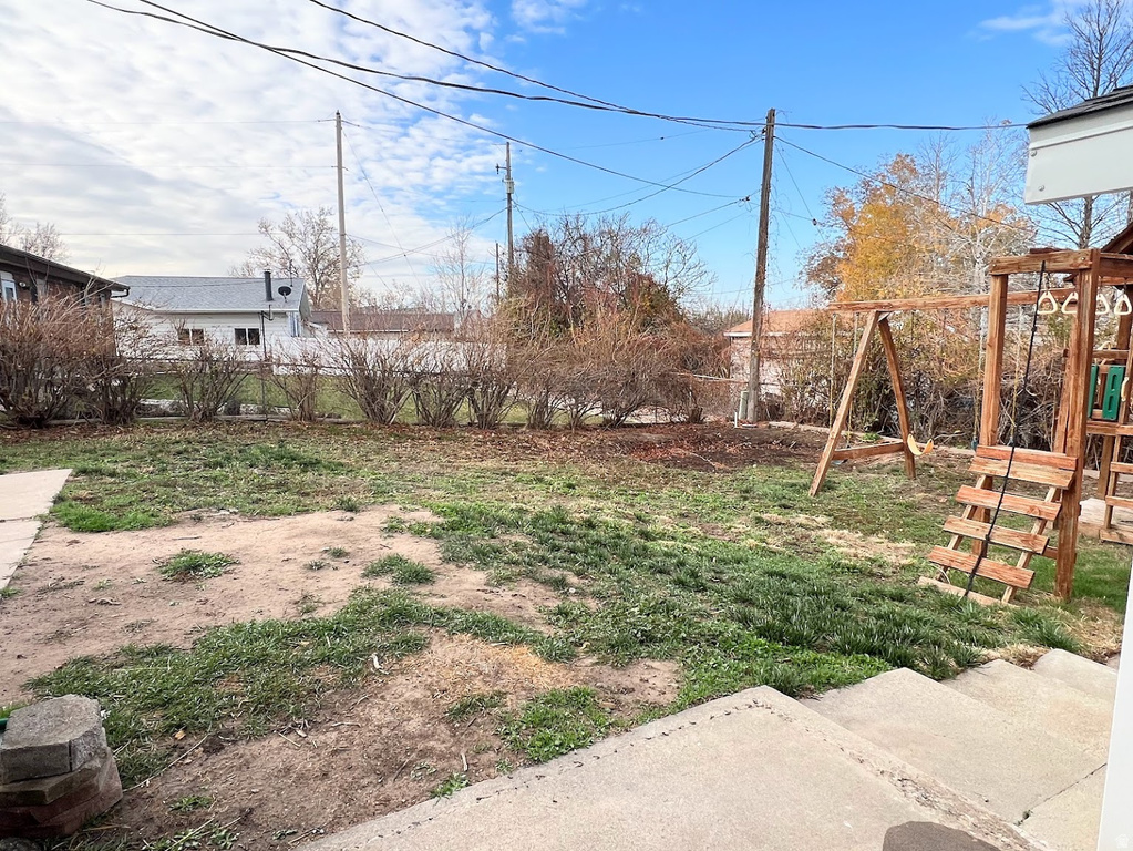 2184 S SORRENTO DR Woods Cross, UT 84087