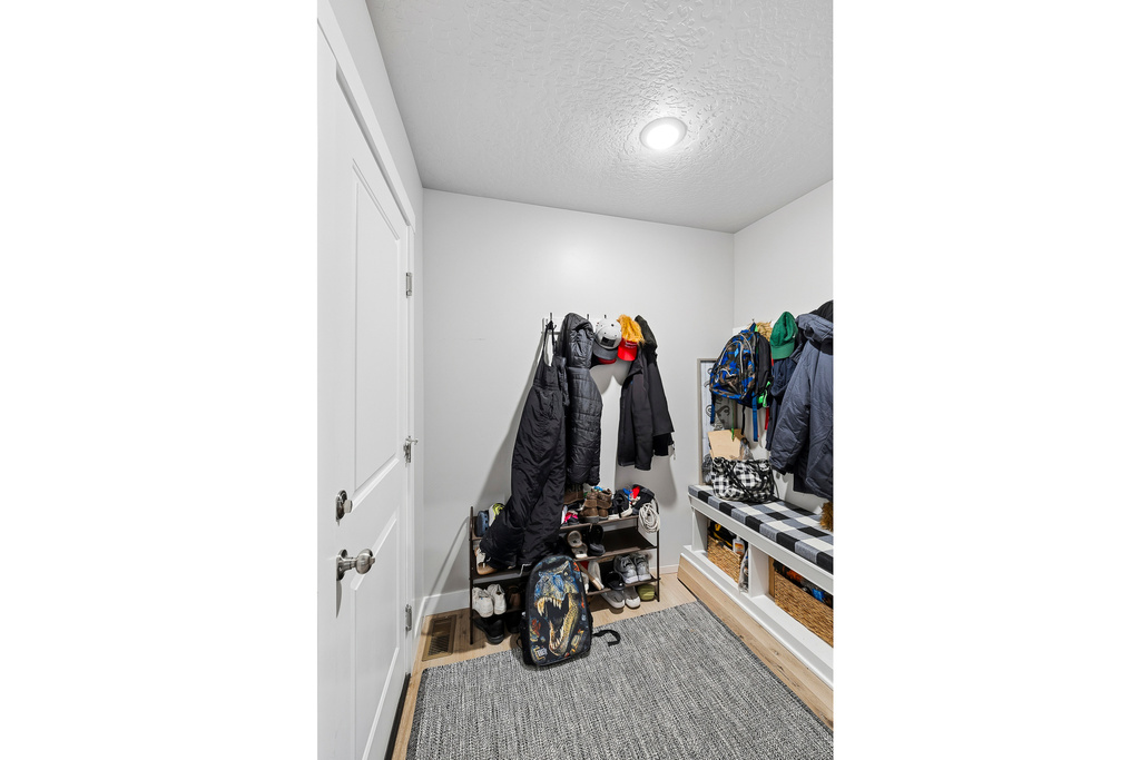 3632 S 5400 W Hooper, UT 84315