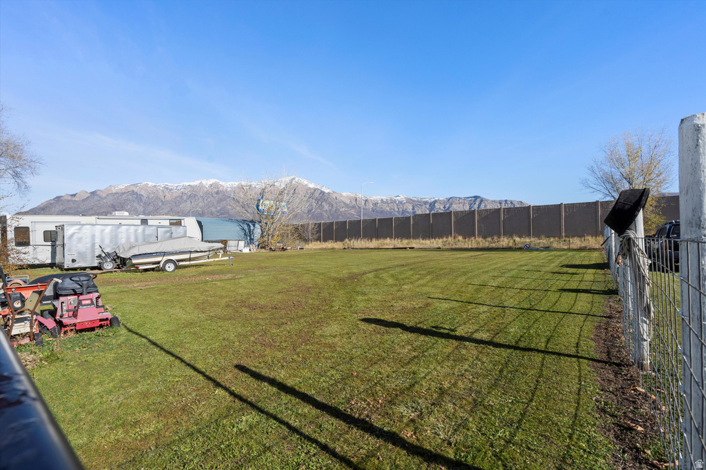 2942 N 2000 W Farr West, UT 84404