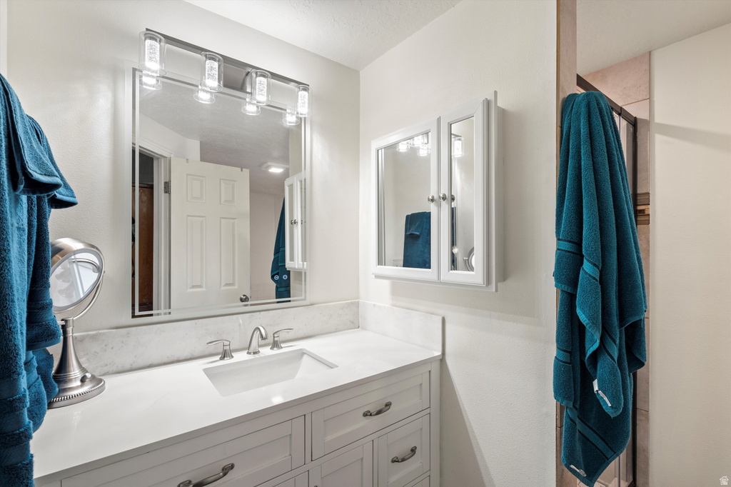 2942 N 2000 W Farr West, UT 84404