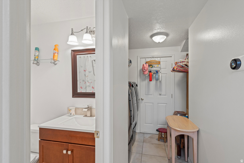 2942 N 2000 W Farr West, UT 84404