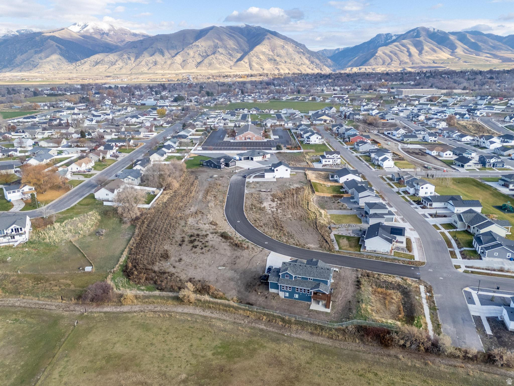 817 W 70 N Hyrum, UT 84319