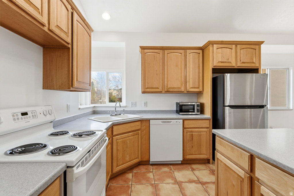 1430 S HEATHER LN Syracuse, UT 84075