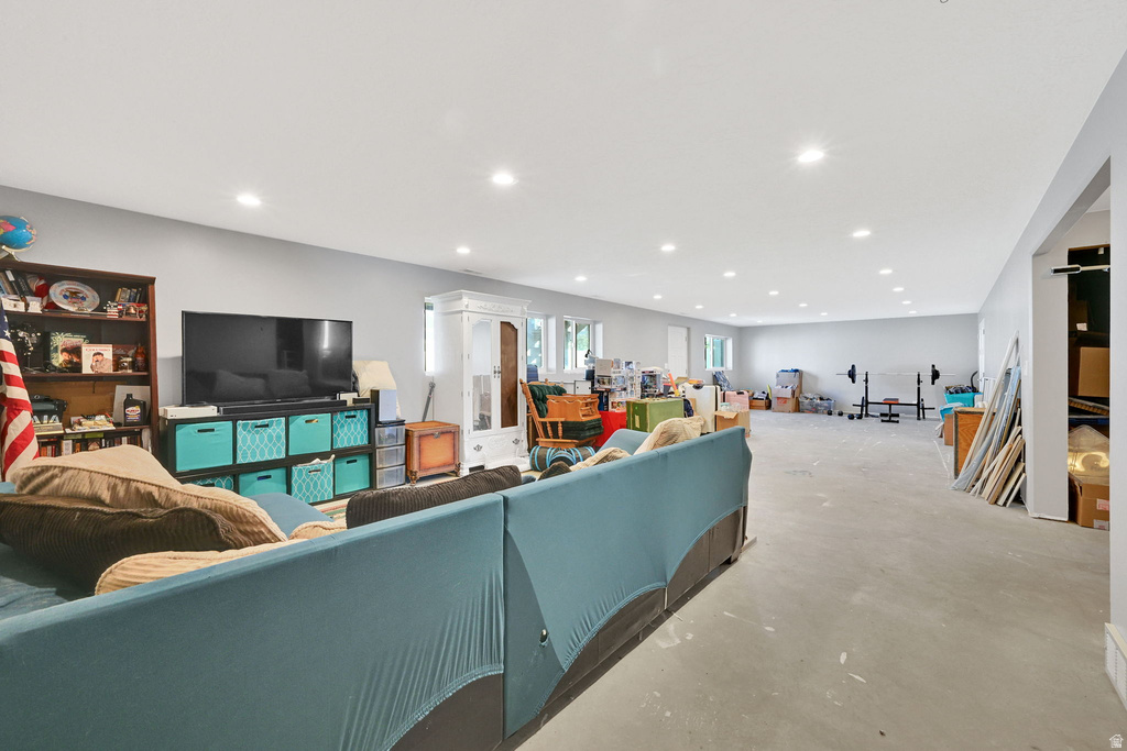 4494 W 1600 N Plain City, UT 84404