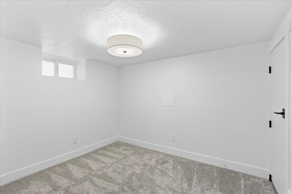 328 E HAMPTON AVE Salt Lake City, UT 84111