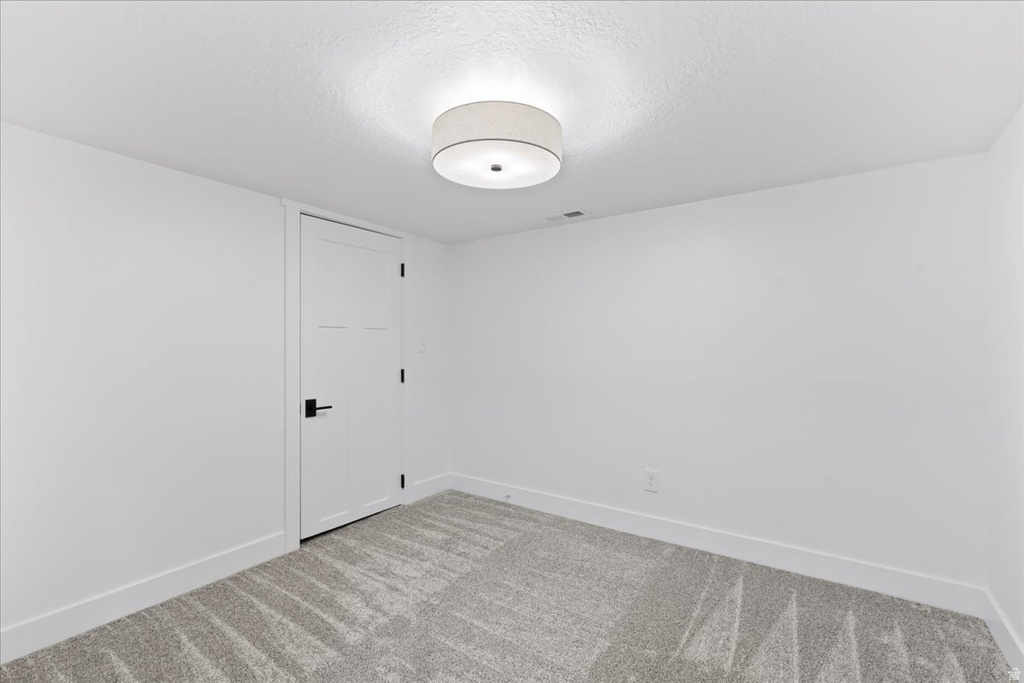 328 E HAMPTON AVE Salt Lake City, UT 84111