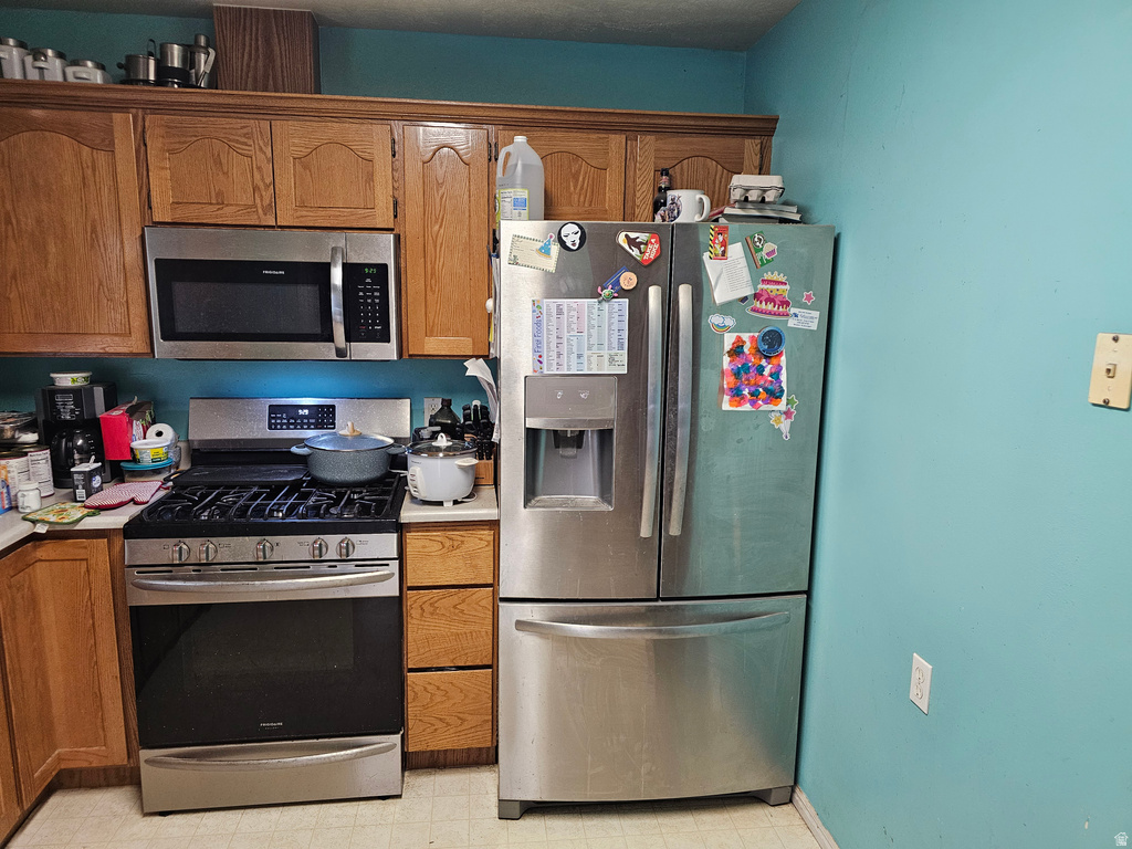 600 W CANYON LN Ferron, UT 84523