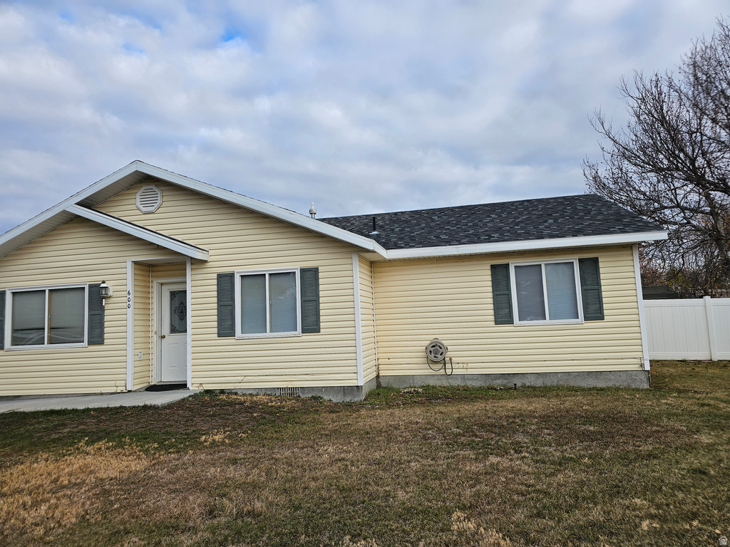 600 W CANYON LN Ferron, UT 84523