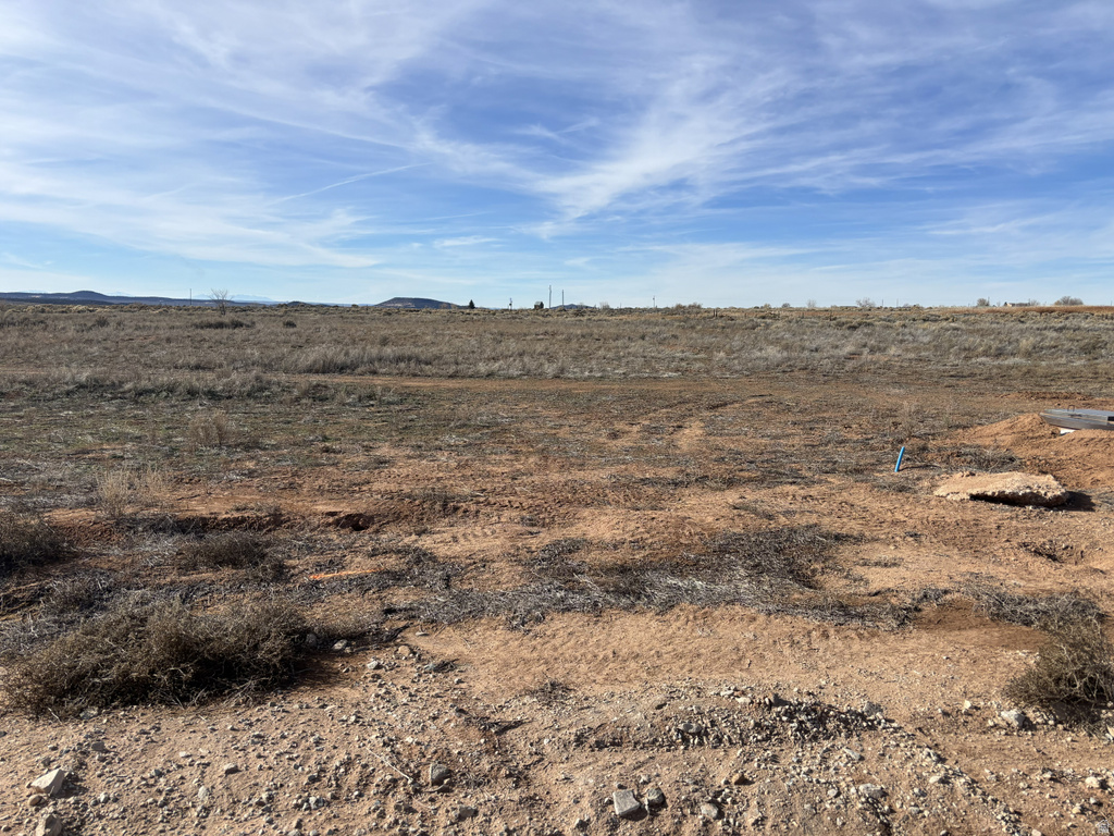 247 N BOBBIE LN La Sal, UT 84530