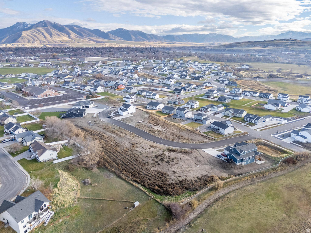 831 W 70 N Hyrum, UT 84319