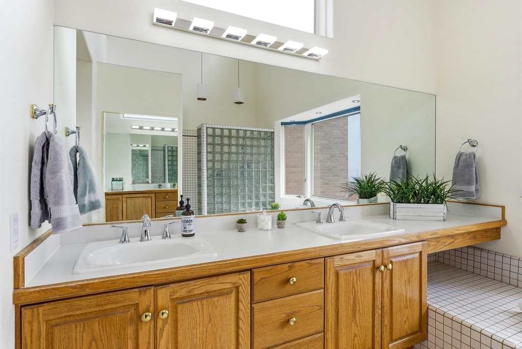 1997 S 800 E Bountiful, UT 84010