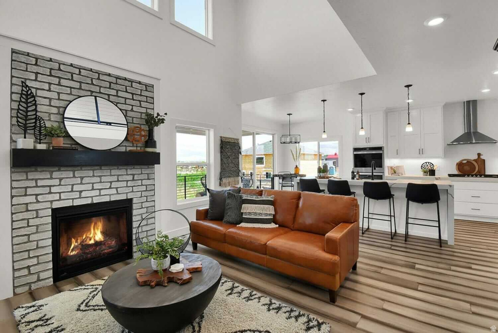 808 W 70 RES Hyrum, UT 84319