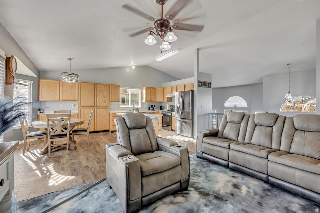 3013 S DOODLE BUG PL West Valley City, UT 84128