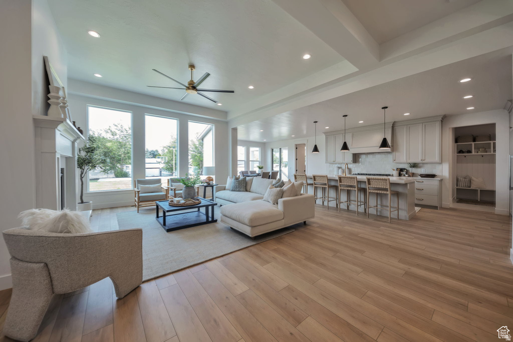 1910 W BONNEVILLE LN Kaysville, UT 84037