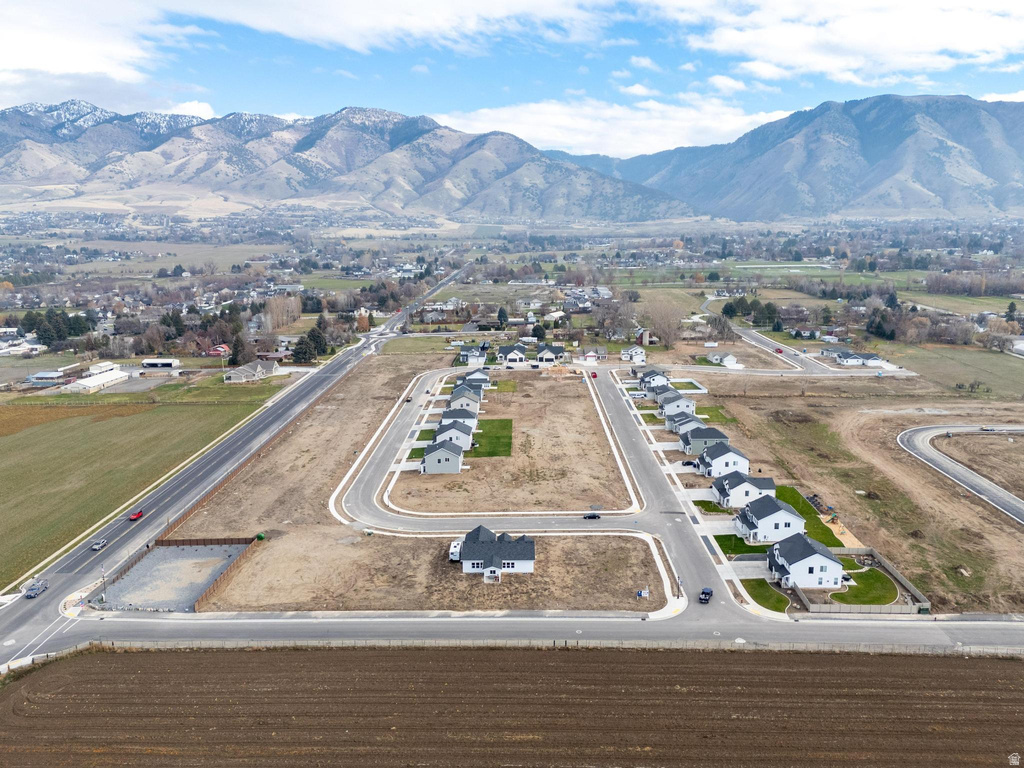 623 E 2475 N North Logan, UT 84341