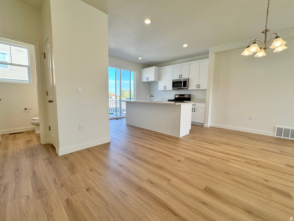 1664 N 1600 W Layton, UT 84041