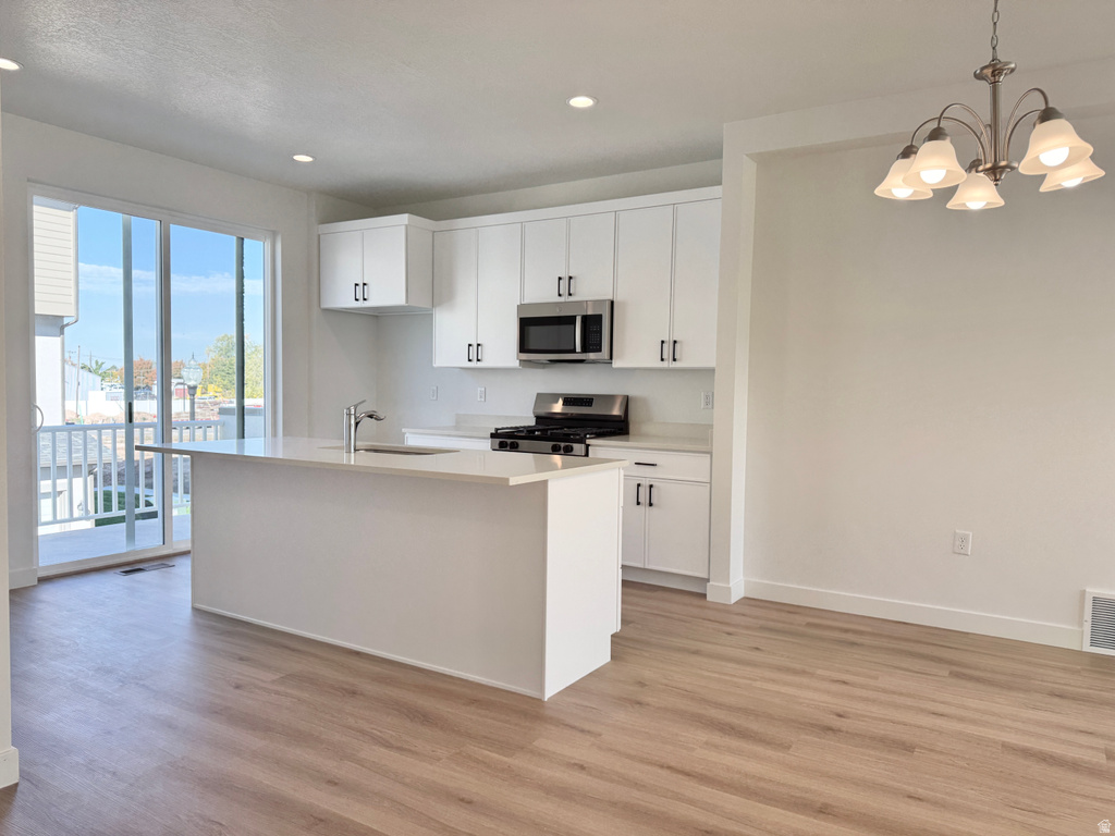 1664 N 1600 W Layton, UT 84041