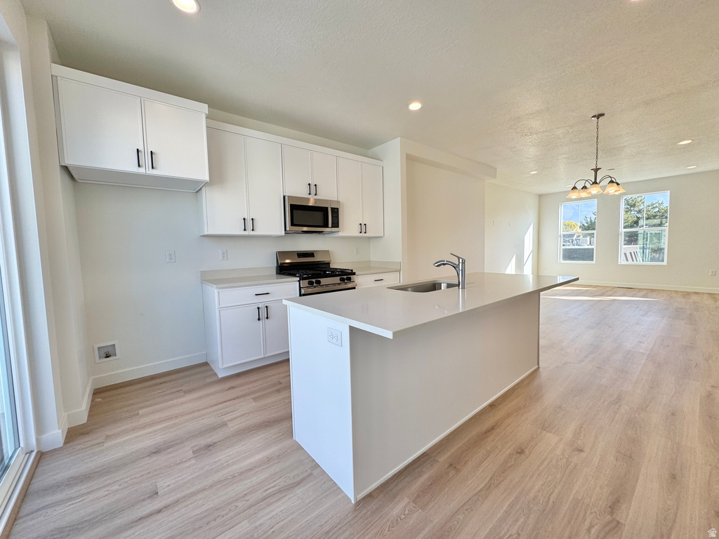 1664 N 1600 W Layton, UT 84041