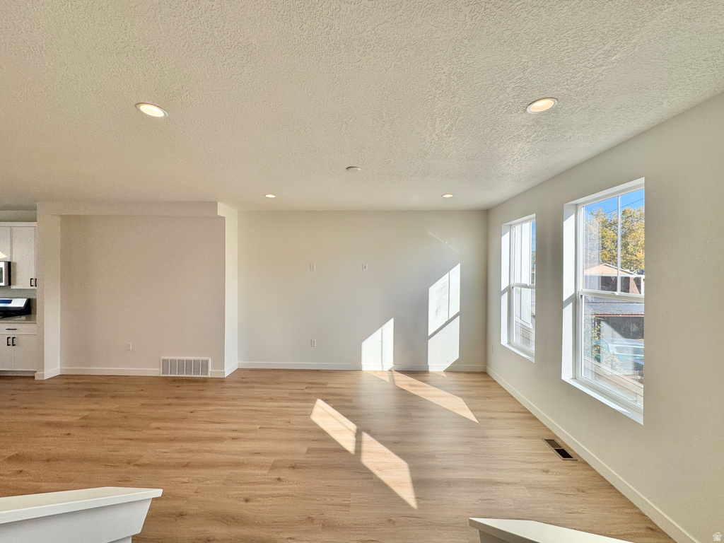 1664 N 1600 W Layton, UT 84041