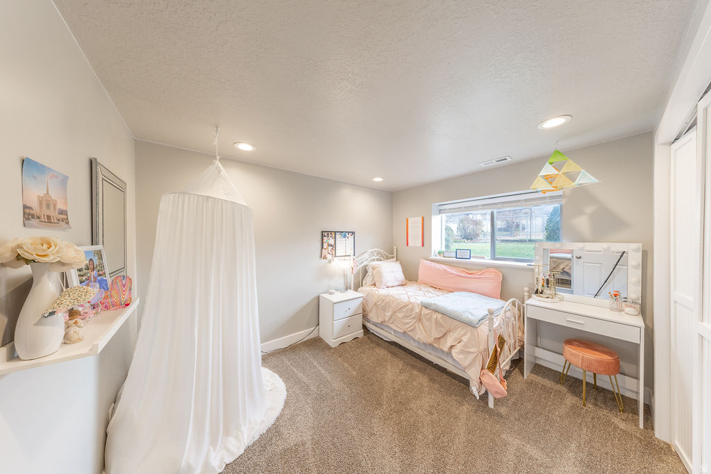 1401 W 1930 N Clinton, UT 84015