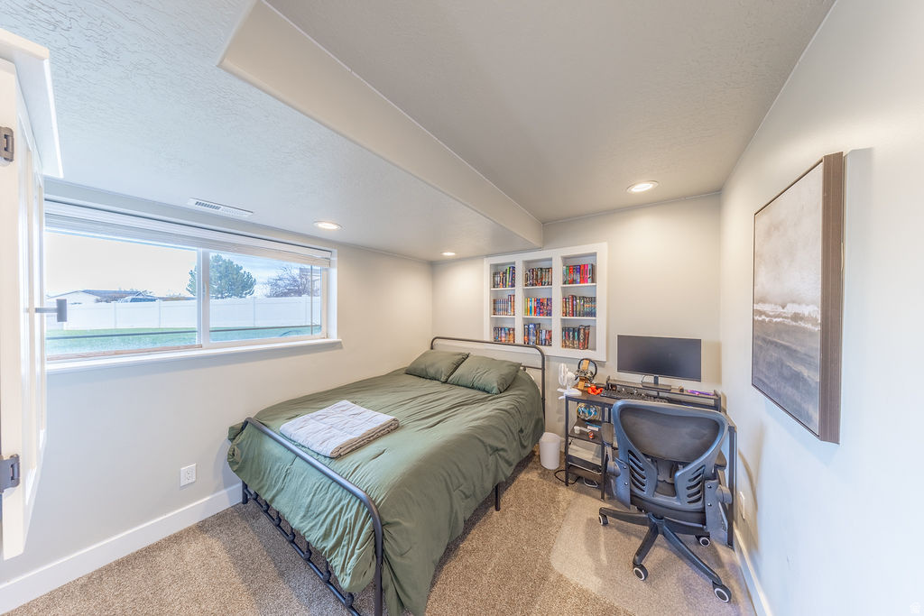 1401 W 1930 N Clinton, UT 84015