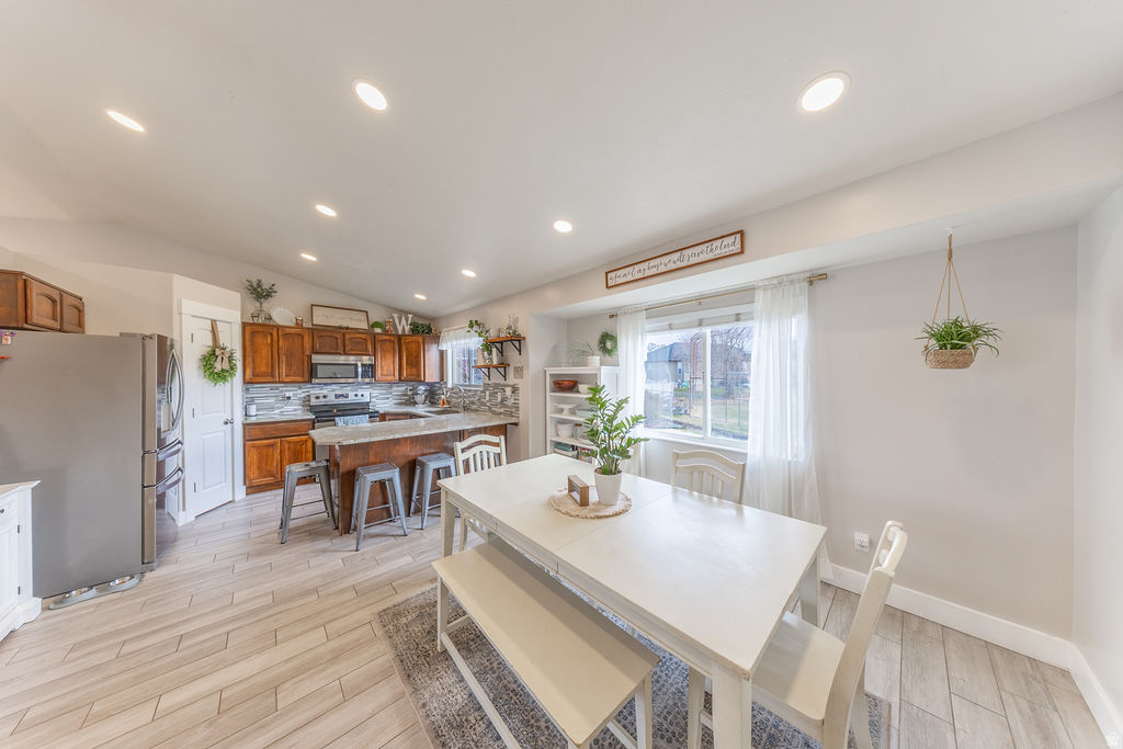 1401 W 1930 N Clinton, UT 84015