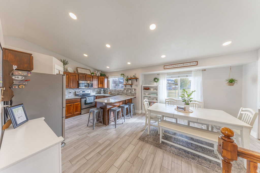 1401 W 1930 N Clinton, UT 84015