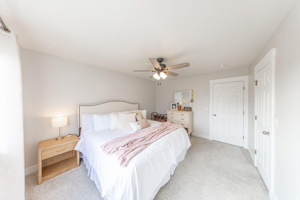 1401 W 1930 N Clinton, UT 84015