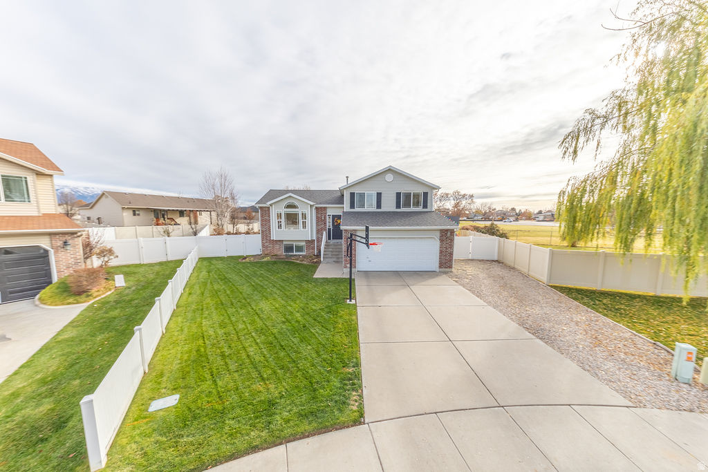 1401 W 1930 N Clinton, UT 84015
