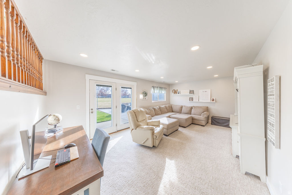 1401 W 1930 N Clinton, UT 84015