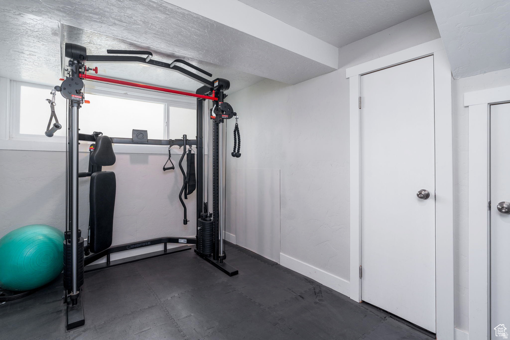 1305 N VALENTINE ST Salt Lake City, UT 84116