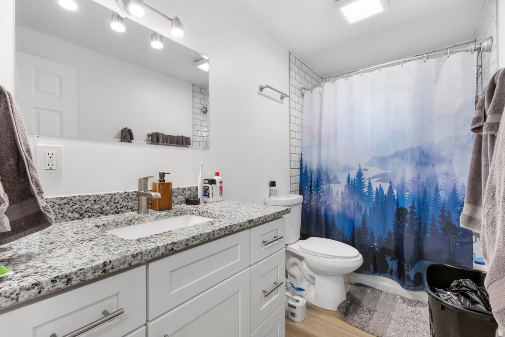 6876 S 90 E Midvale, UT 84047