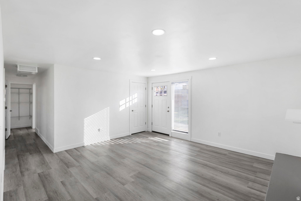 6876 S 90 E Midvale, UT 84047