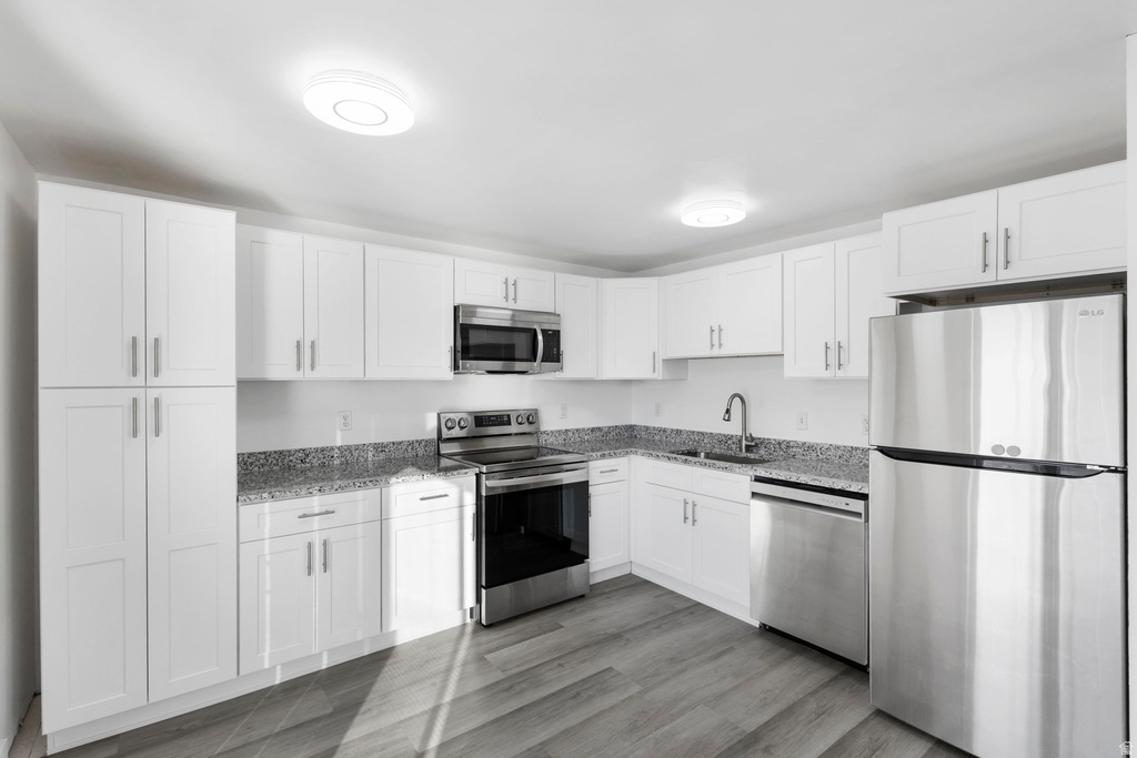 6876 S 90 E Midvale, UT 84047