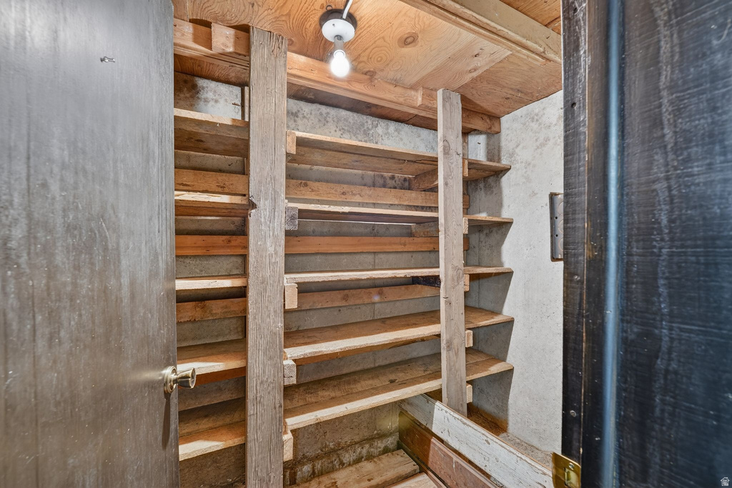 1719 S FOOTHILL DR Kamas, UT 84036