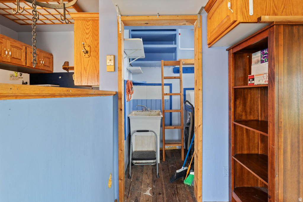 3776 N 2400 W Benson, UT 84335