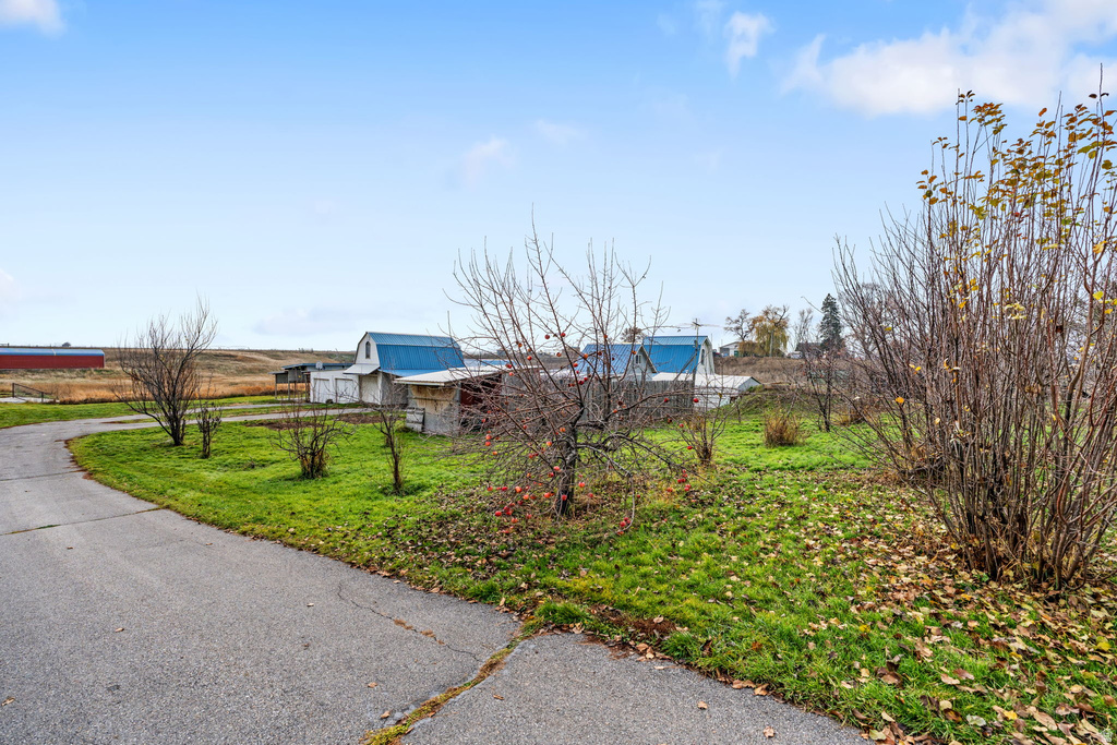 3776 N 2400 W Benson, UT 84335