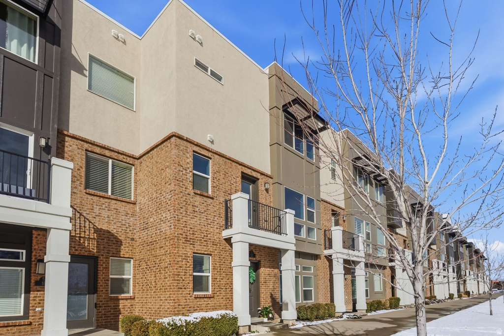 22 N 1100 W Farmington, UT 84025