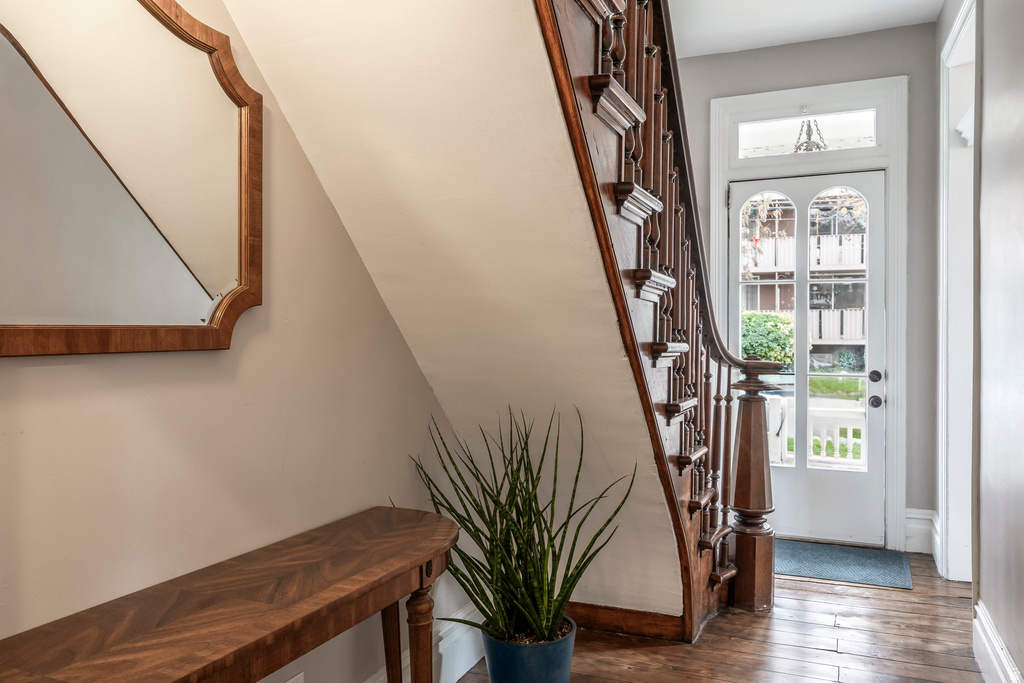 80 W 300 N Salt Lake City, UT 84103