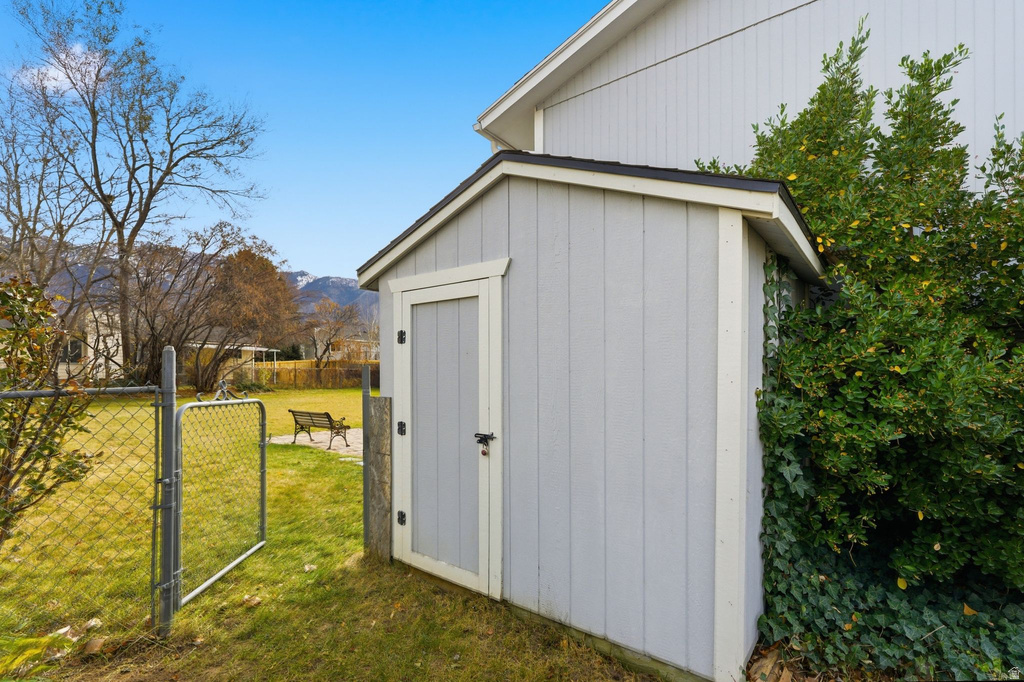 11139 S 1330 E Sandy, UT 84092